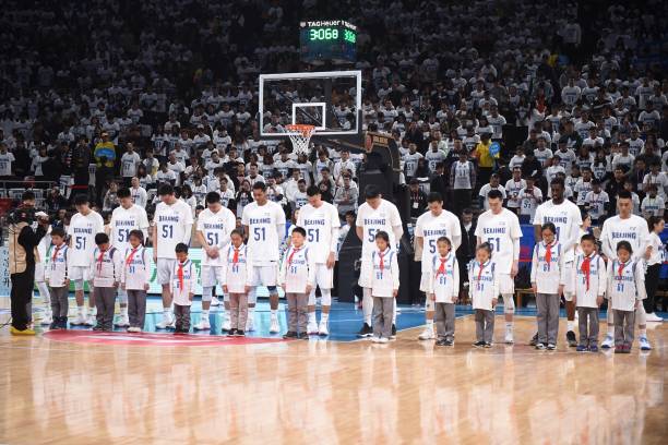 U16篮球赛程指南:如何观看每场比赛