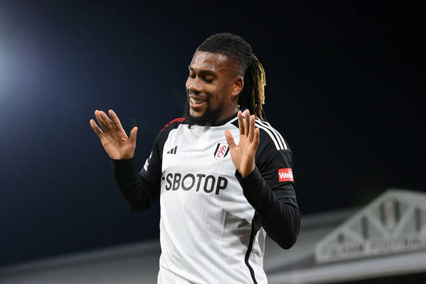 从职业到草根:盘点佛山最具代表性的足球俱乐部位置