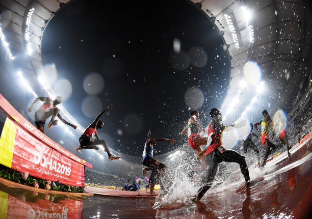 中学生如何根据国家运动员标准提升立定跳远成绩?