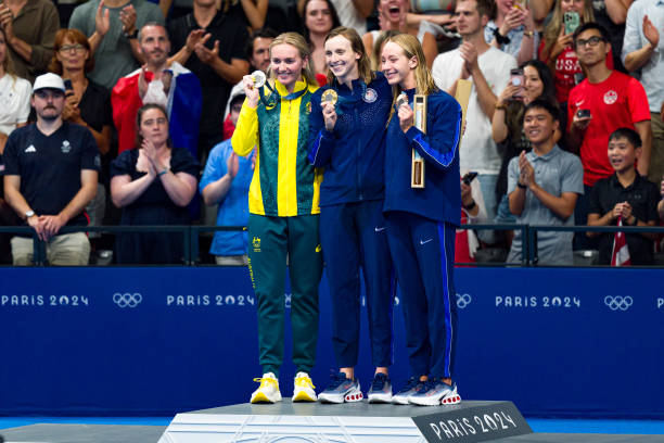 游泳教练证报考指南：报名地点与费用详解