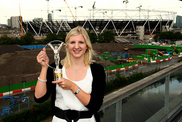 小学游泳比赛规则及违规行为说明