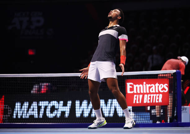 冠军荣耀的象征:四大满贯奖杯的设计与演变