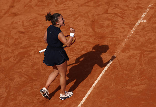 网球大师赛蒙特卡洛站：西西帕斯卫冕之战现场直播